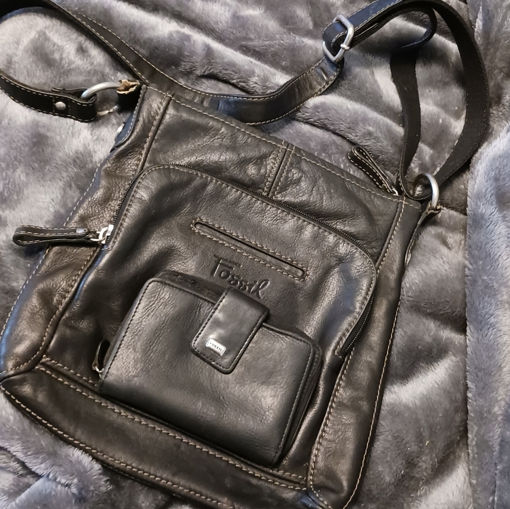 Fossil Purse With Wallet & Collectable Tin Case I… - image 7